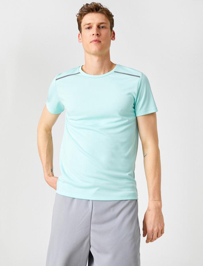  Baskı Detaylı Spor Tişört