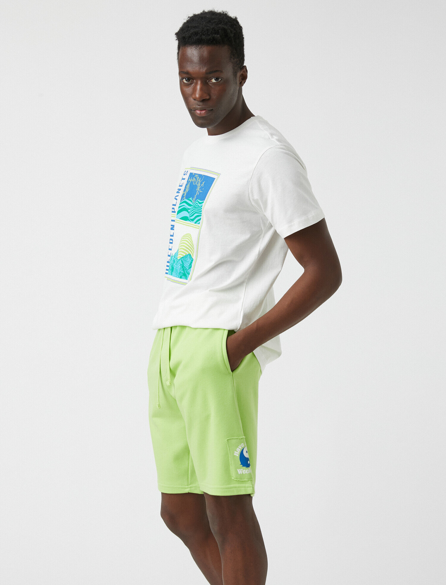   Bağcıklı Yama Detaylı Şort