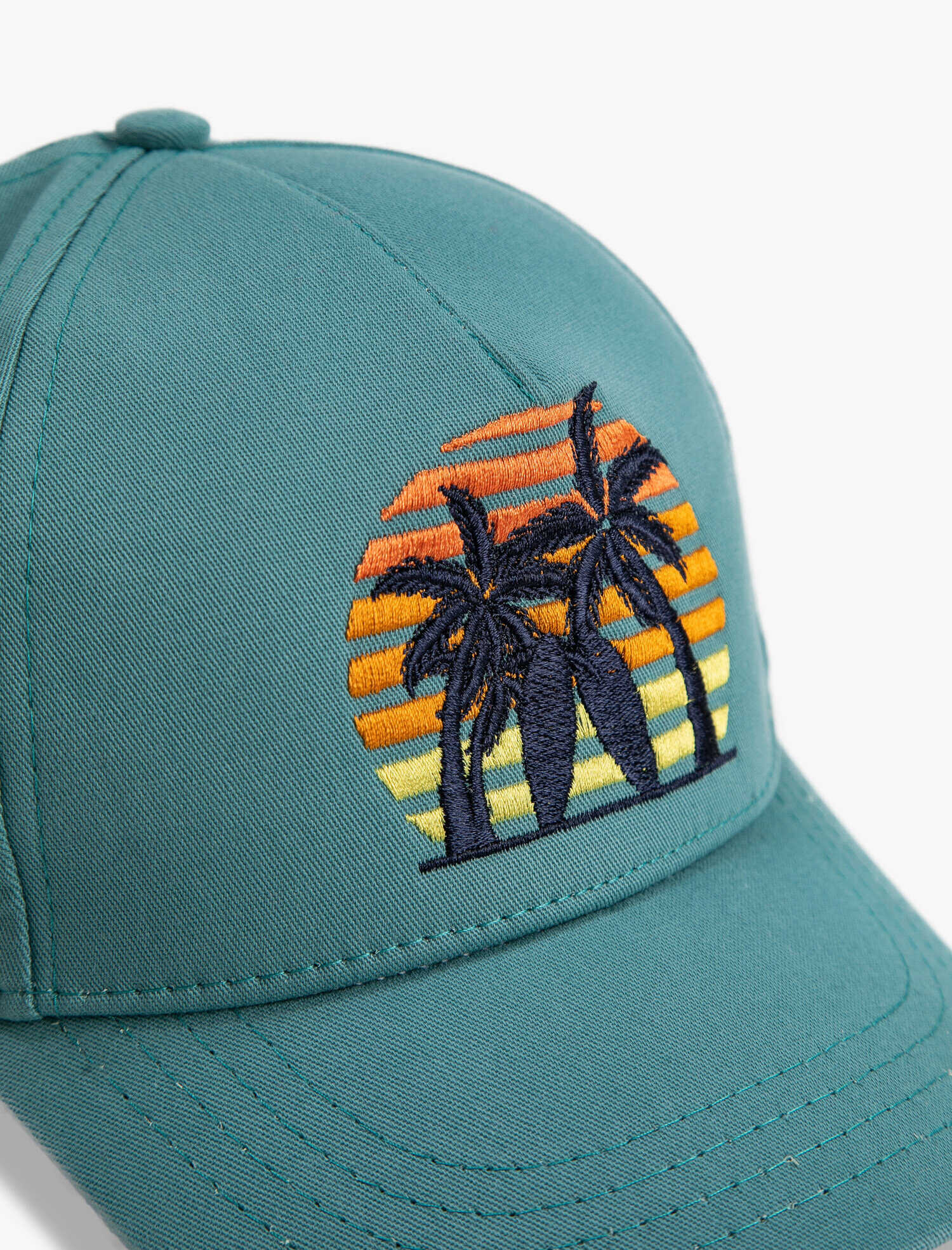  Erkek Çocuk İşlemeli Şapka