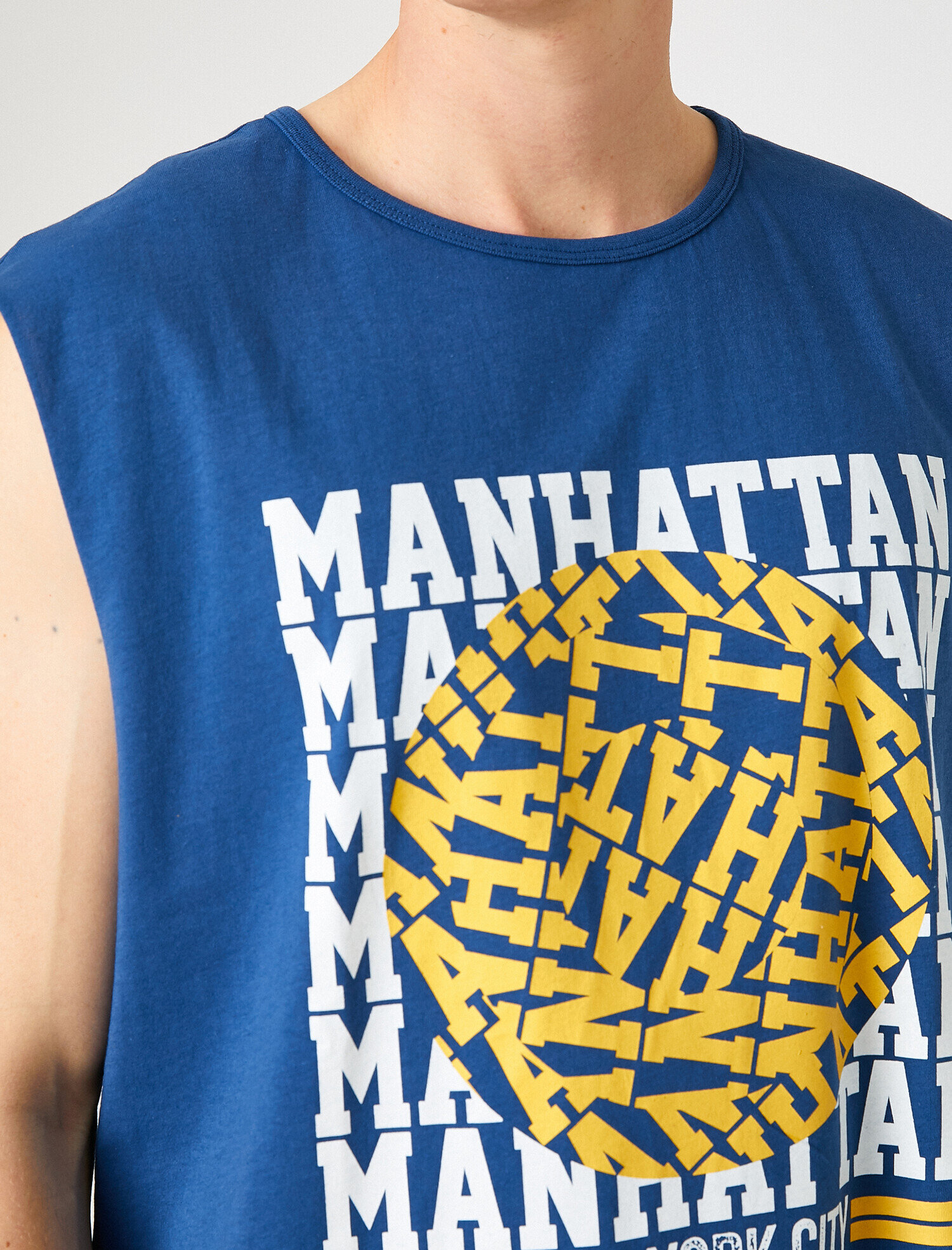   Manhattan Baskılı Atlet