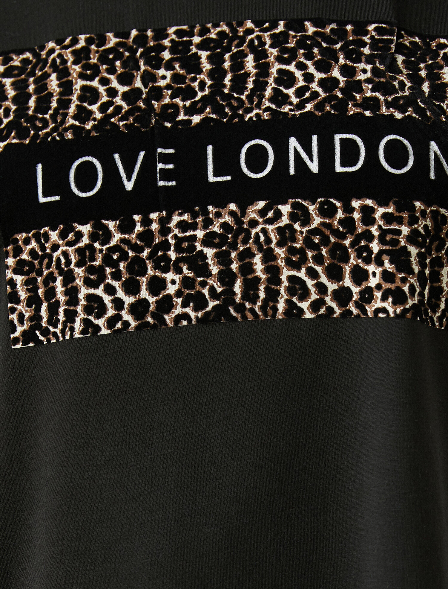   Bisiklet Yaka Kısa Kollu Baskılı Tişört