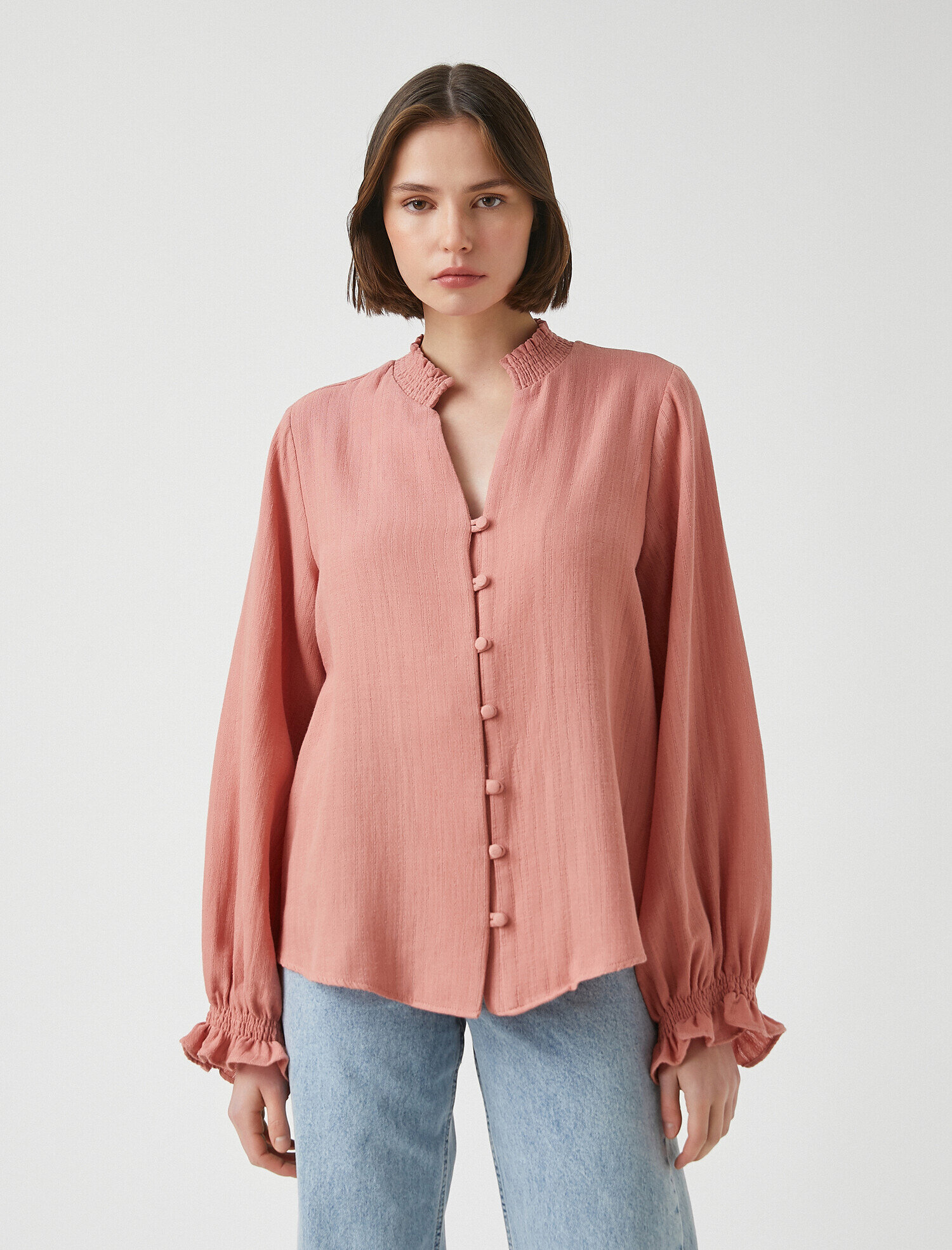   Uzun Kollu Fırfırlı Gömlek