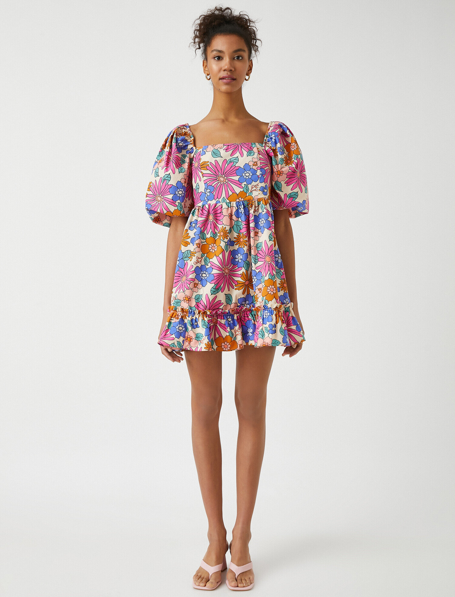   Balon Kol Elbise Çiçekli Kısa Fırfırlı Poplin Mini