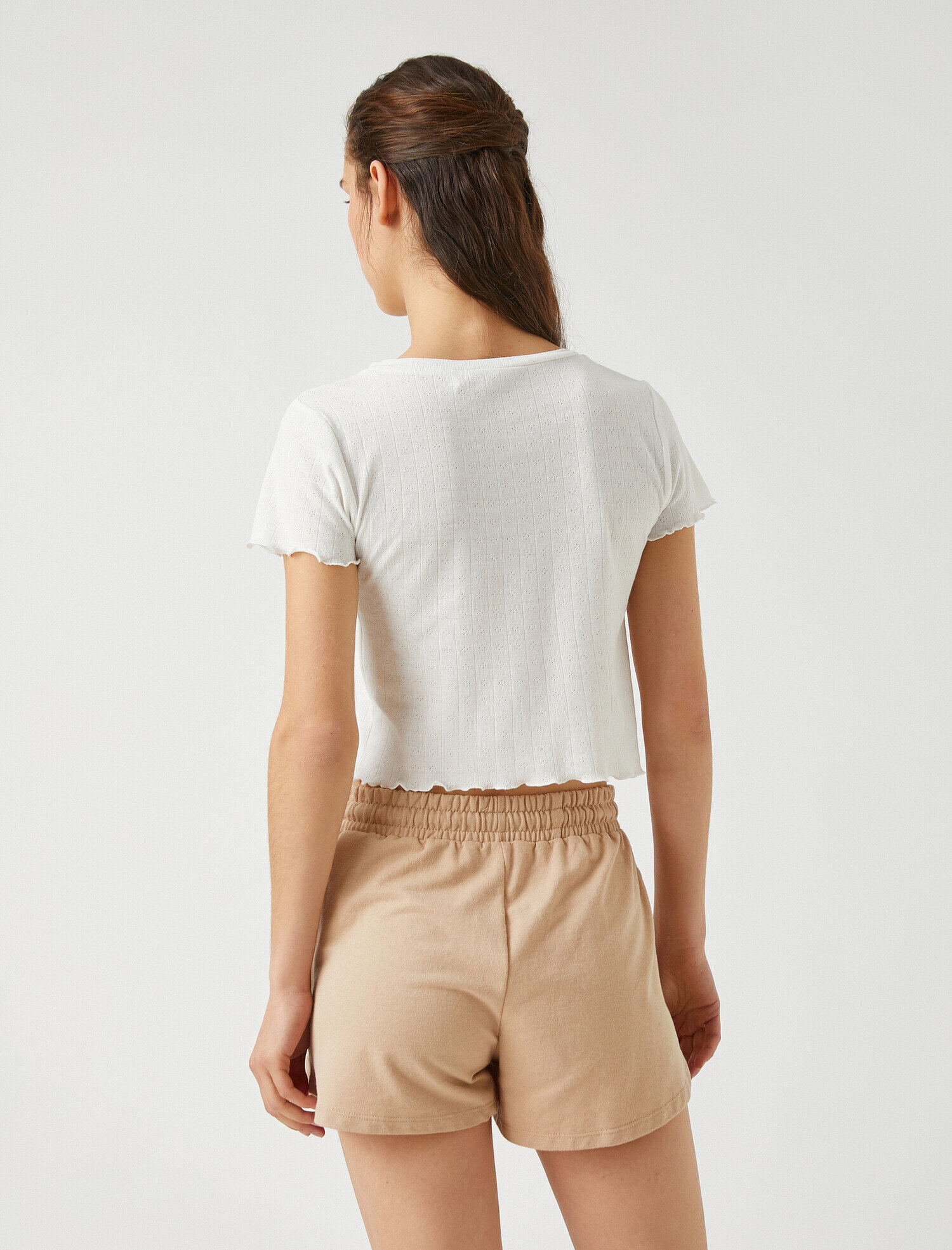   Basic Düğmeli Kısa Kollu Crop Tişört