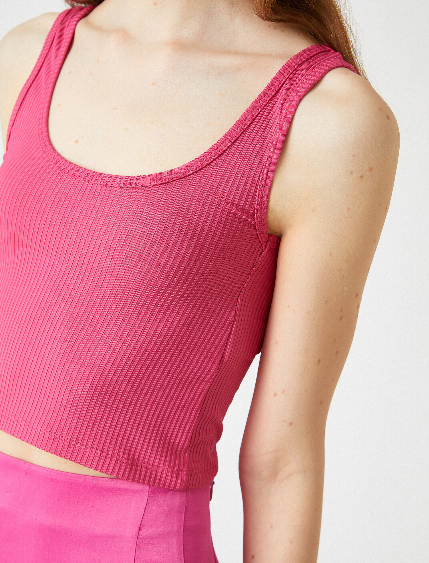   Fitilli Atlet Kalın Askılı Oyuk Yaka