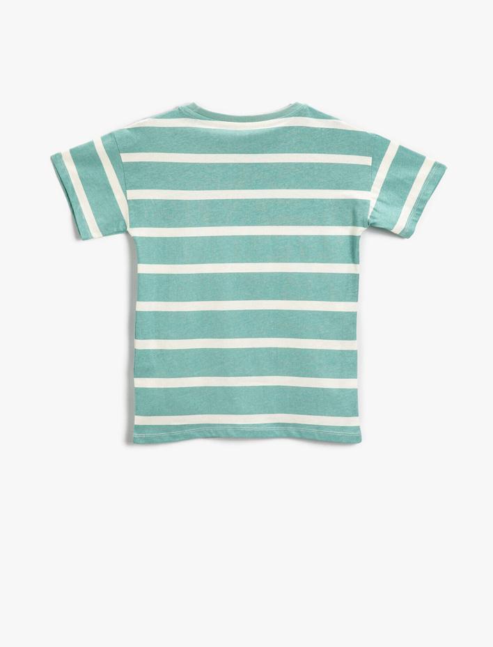 Erkek Çocuk Çizgili Cep Detaylı Kısa Kollu Tişört Bisiklet Yaka Pamuklu