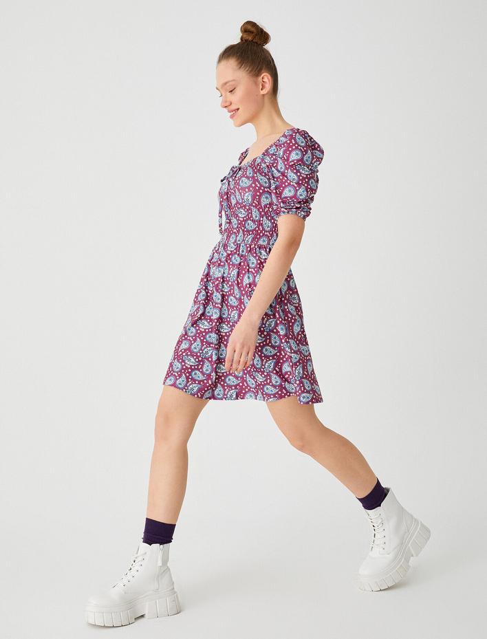  Kısa Kollu Mini Elbise