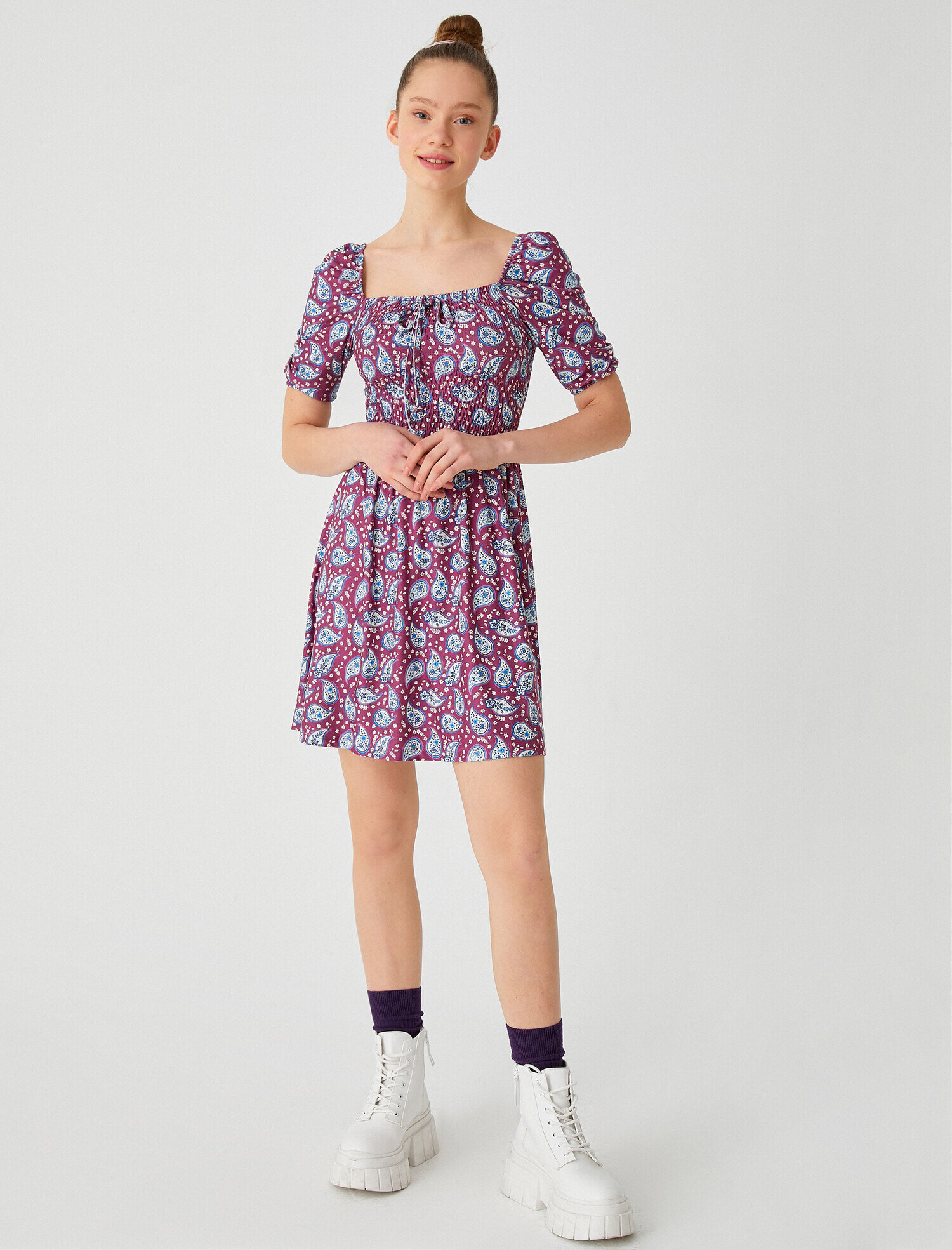   Kısa Kollu Mini Elbise