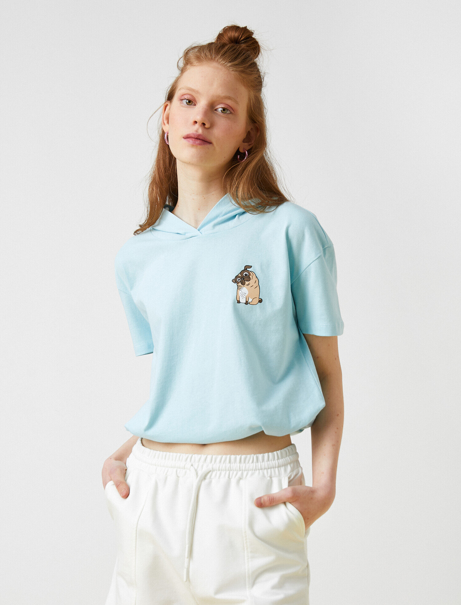   Kapüşonlu Kısa Kollu Tişört