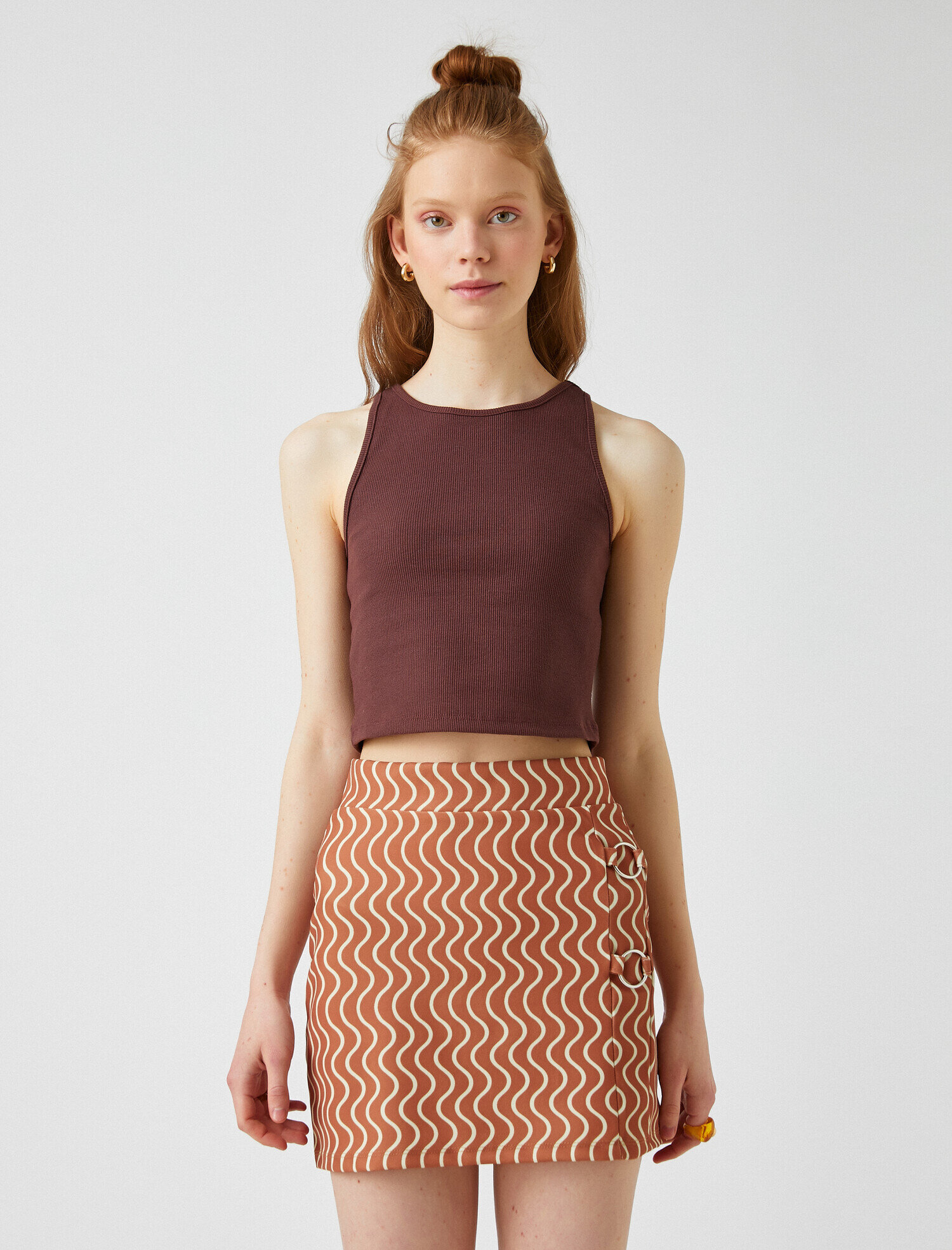   Halter Yaka Crop Atlet