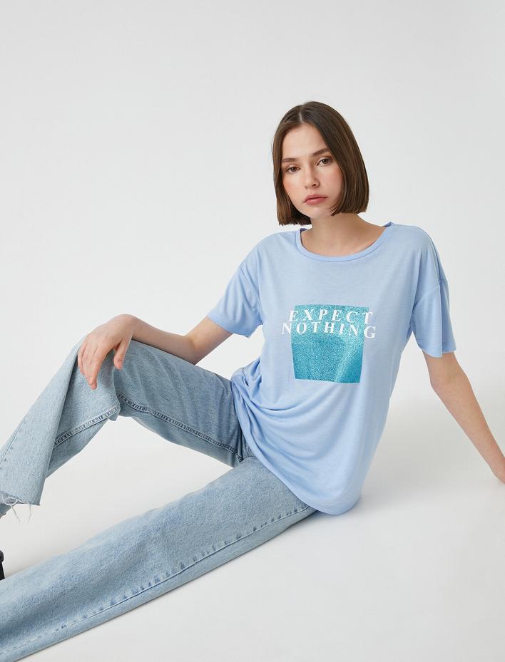  Bisiklet Yaka Kısa Kollu Baskılı Tişört