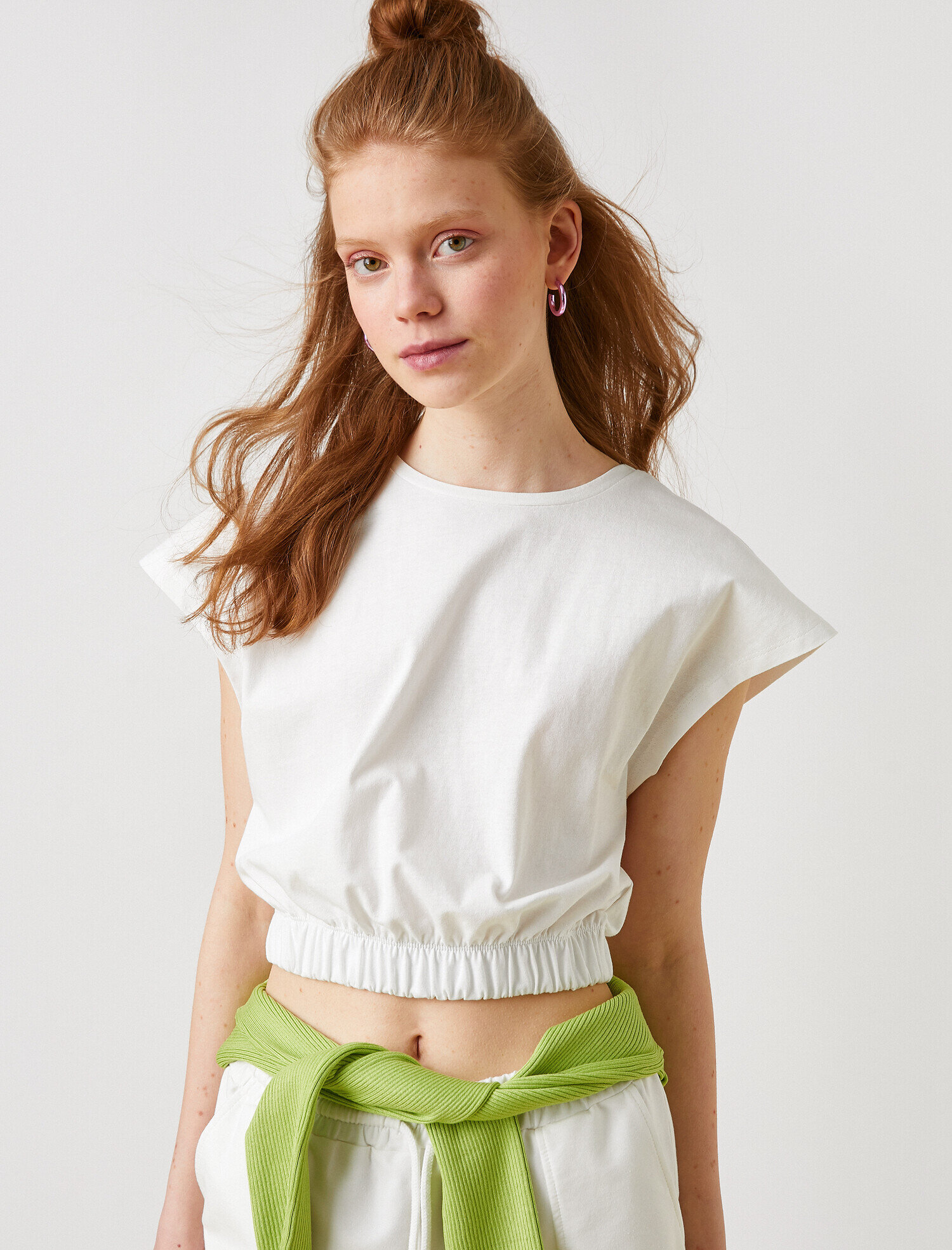   Crop Bisiklet Yaka Kısa Kollu Beli Lastikli Tişört