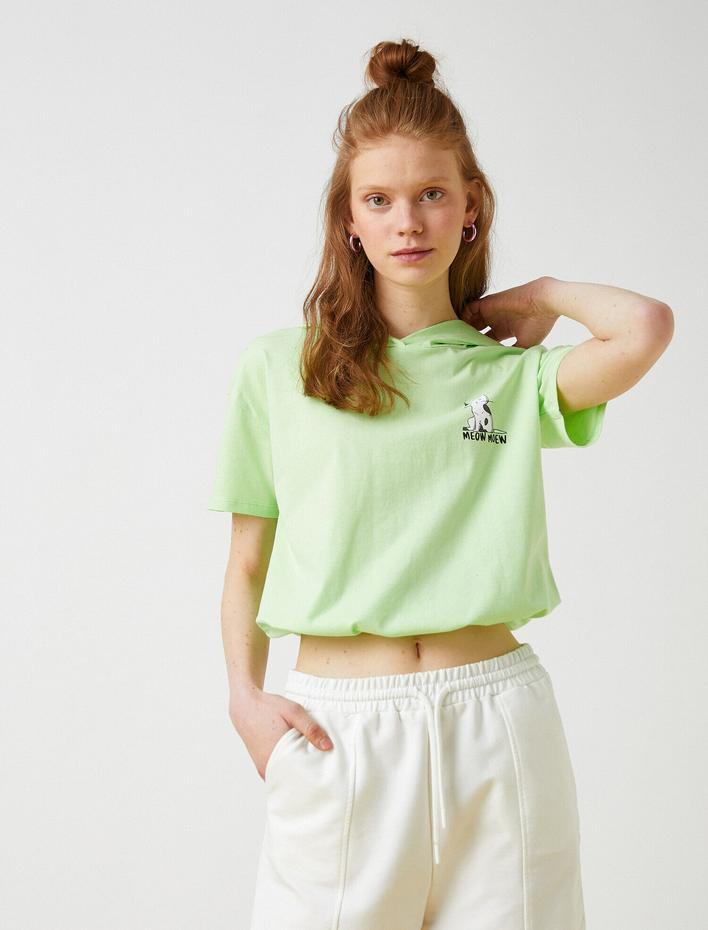  Kapüşonlu Kısa Kollu Tişört