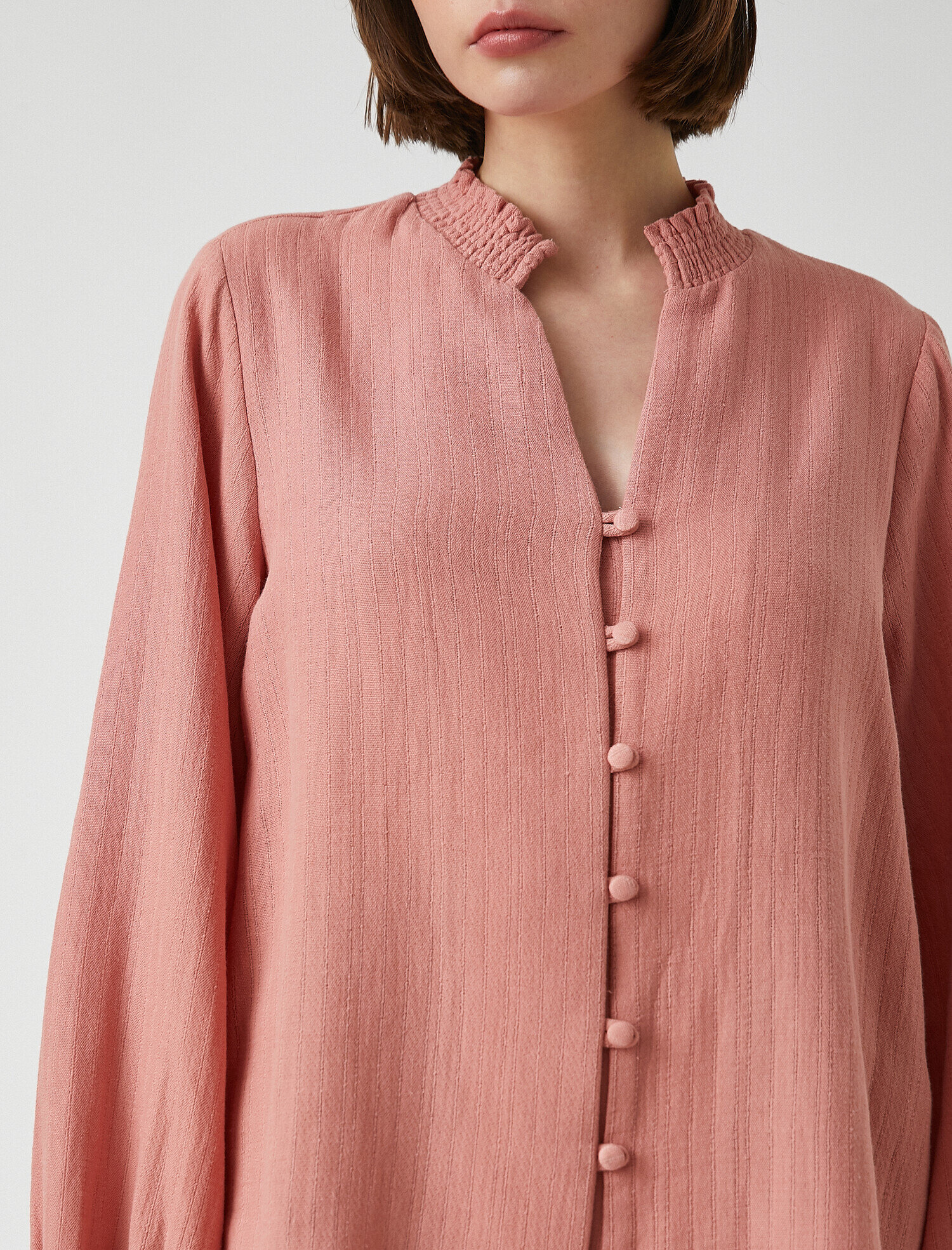   Uzun Kollu Fırfırlı Gömlek