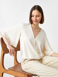 V Yaka Kısa Kollu Bluz