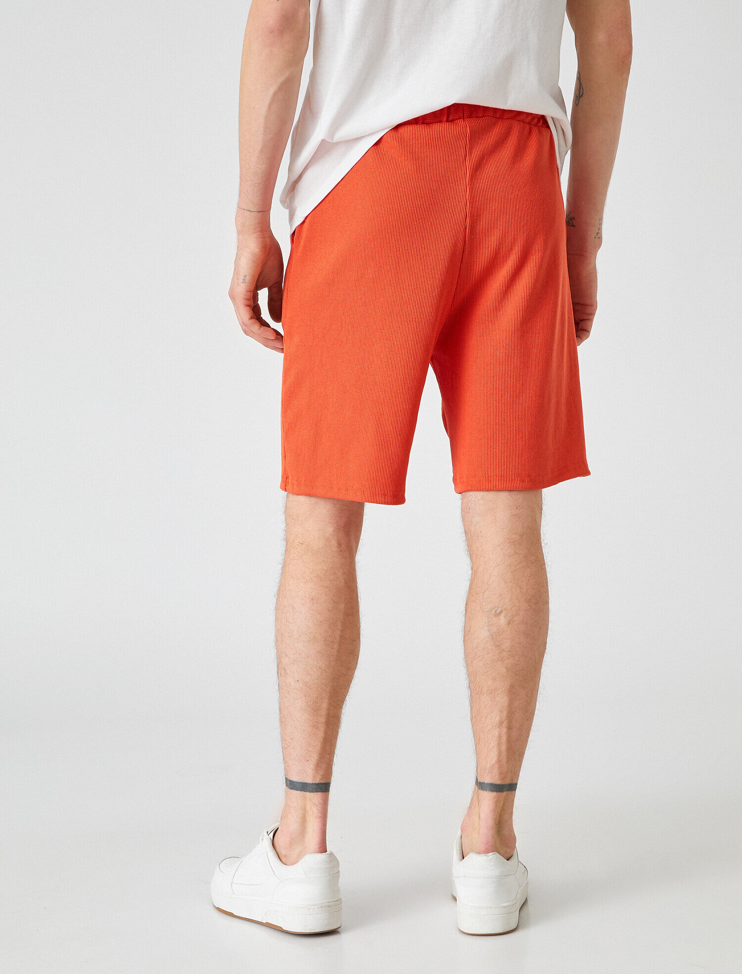   Etiketli Basic Şort