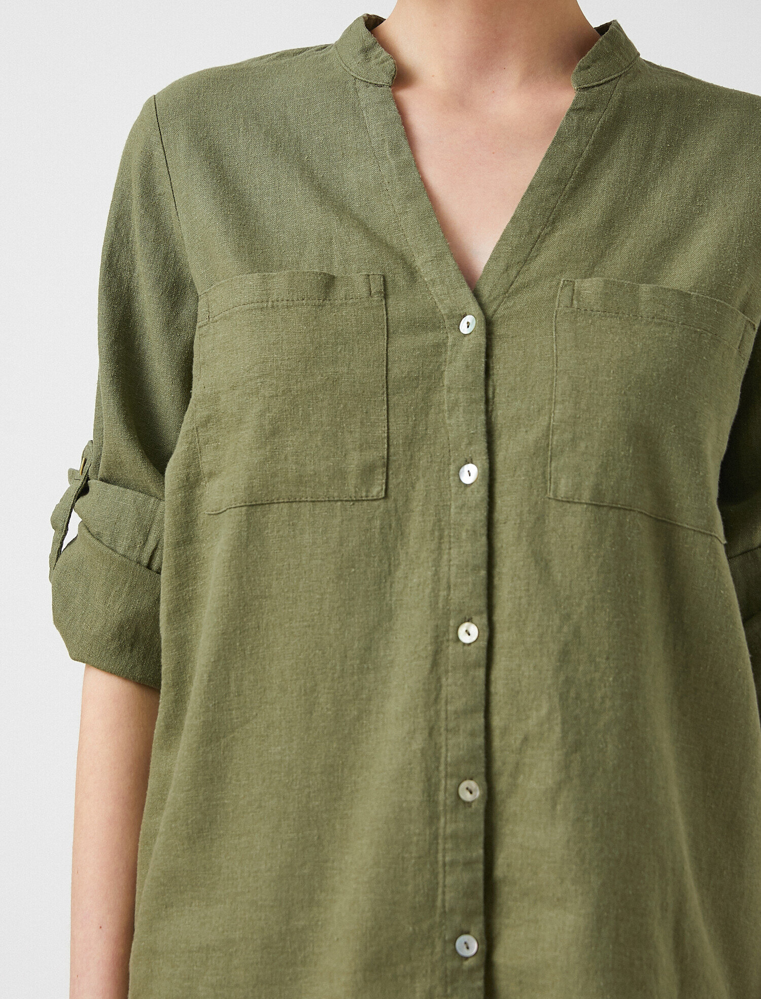   Uzun Kollu Cep Detaylı Keten Gömlek