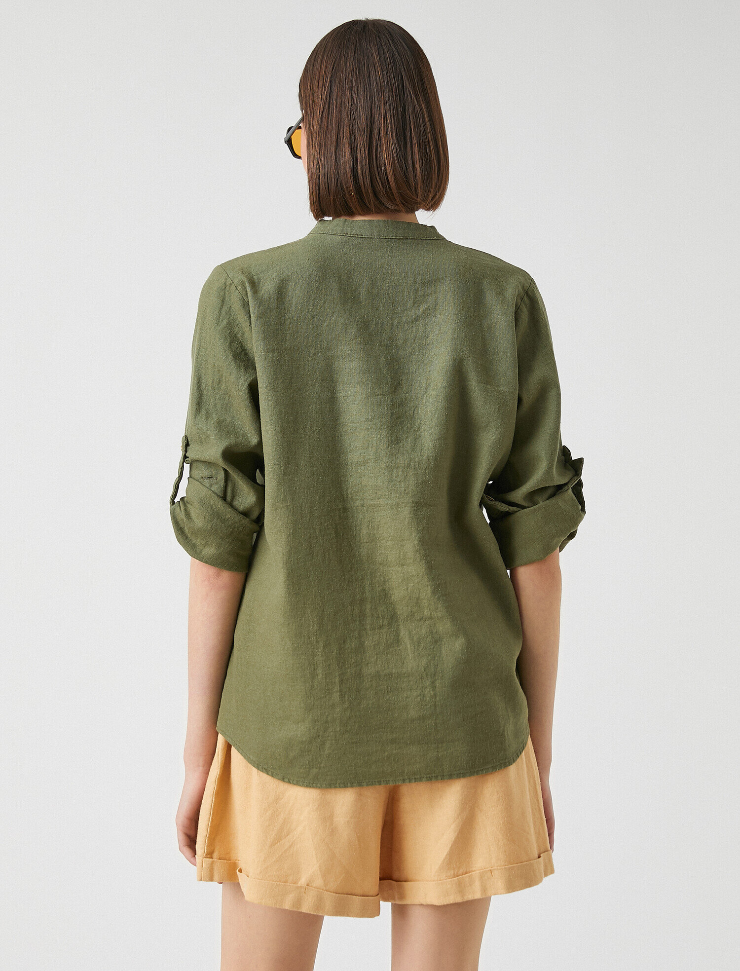   Uzun Kollu Cep Detaylı Keten Gömlek