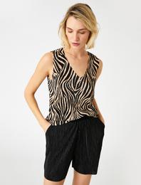 Zebra Desenli V Yaka Atlet