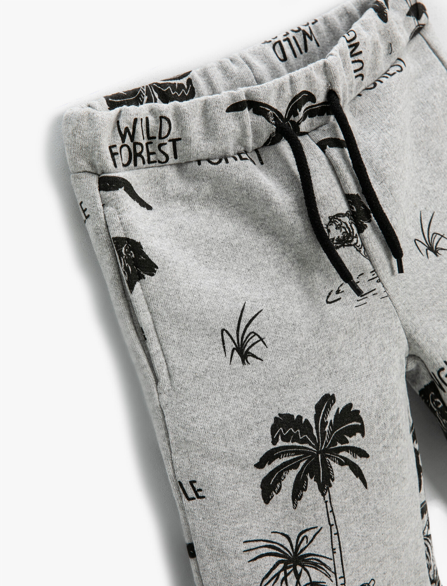  Erkek Çocuk Hayvan Baskılı Şort