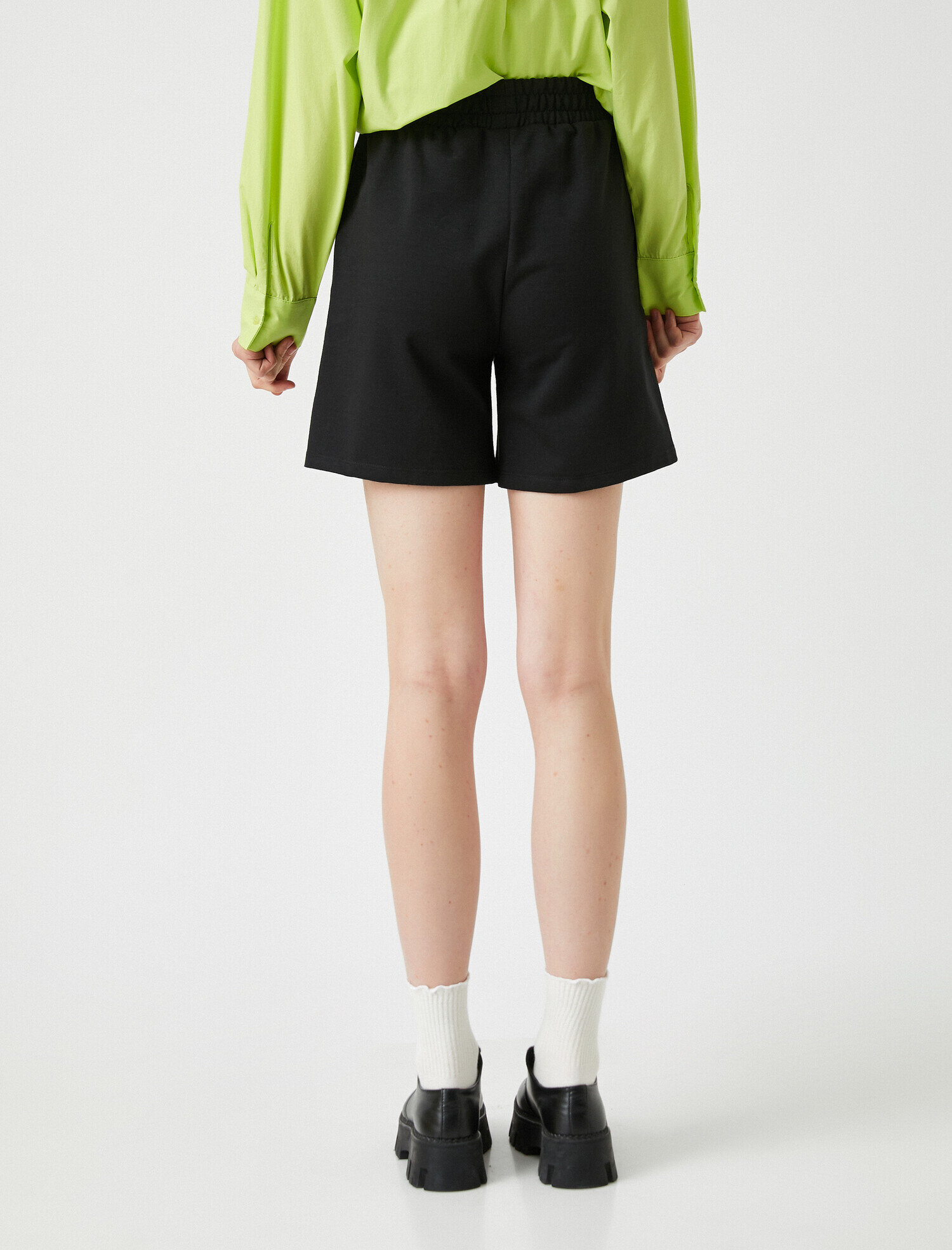   Beli Lastikli Baskılı Şort