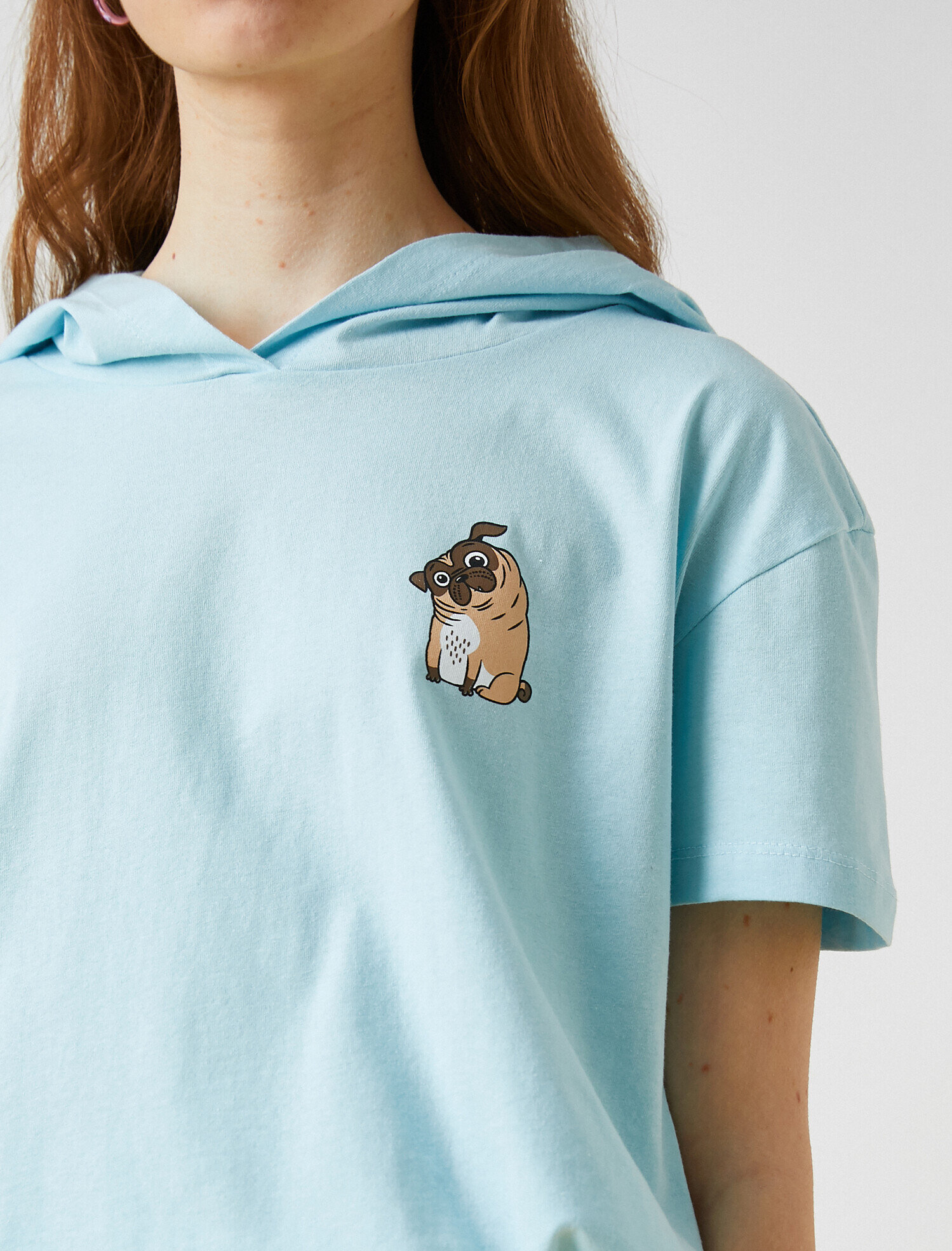   Kapüşonlu Kısa Kollu Tişört