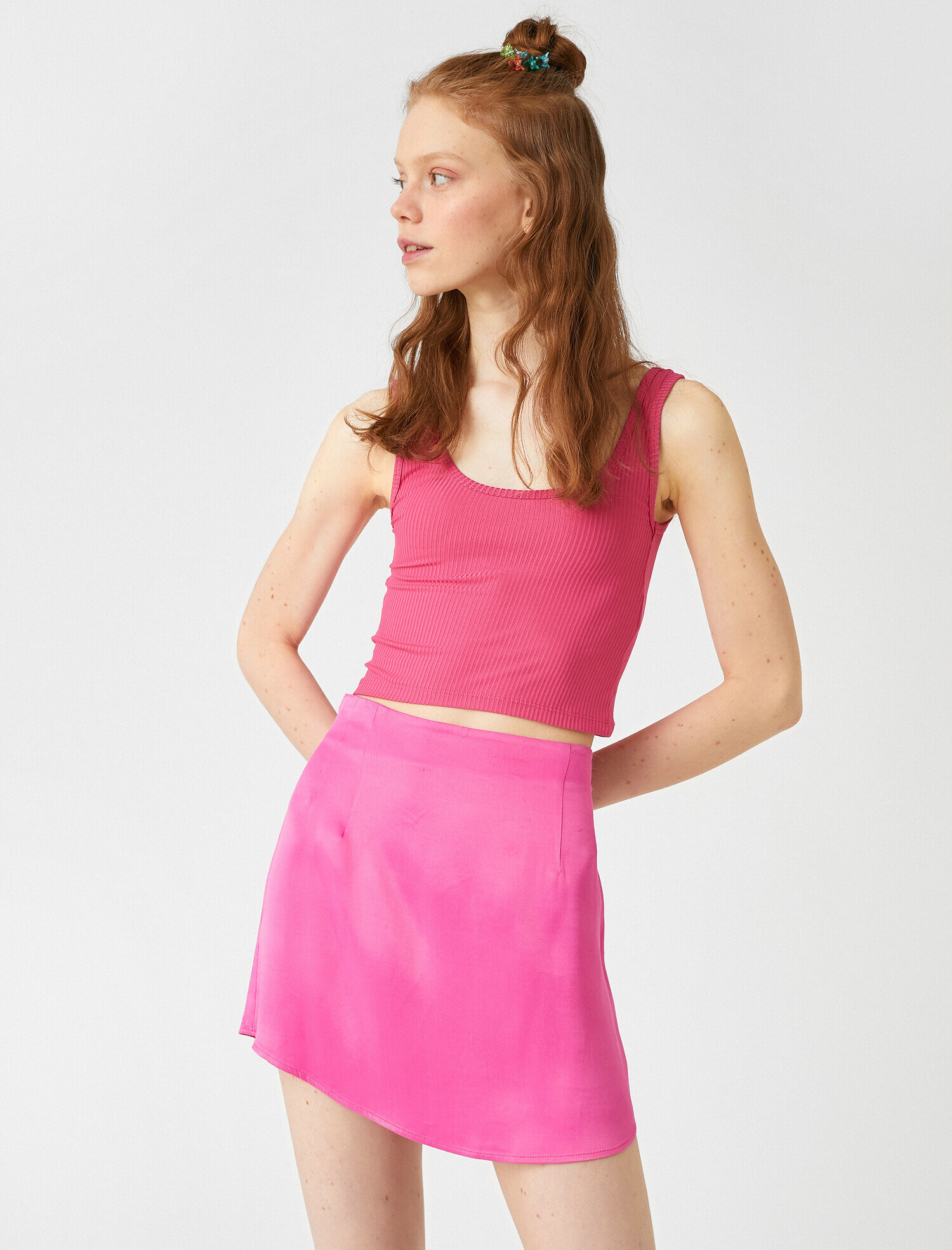   Fitilli Atlet Kalın Askılı Oyuk Yaka