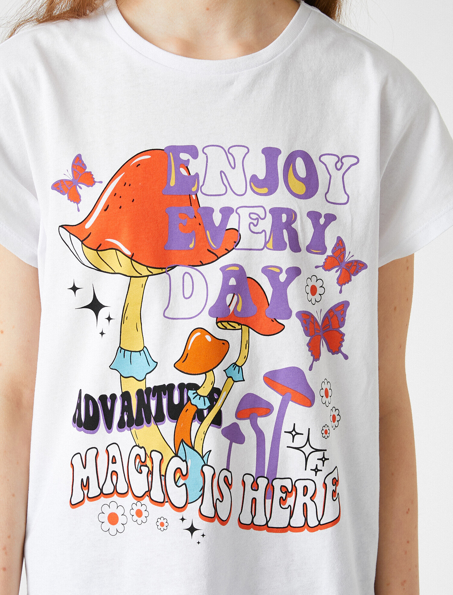   Kısa Kollu Tişört