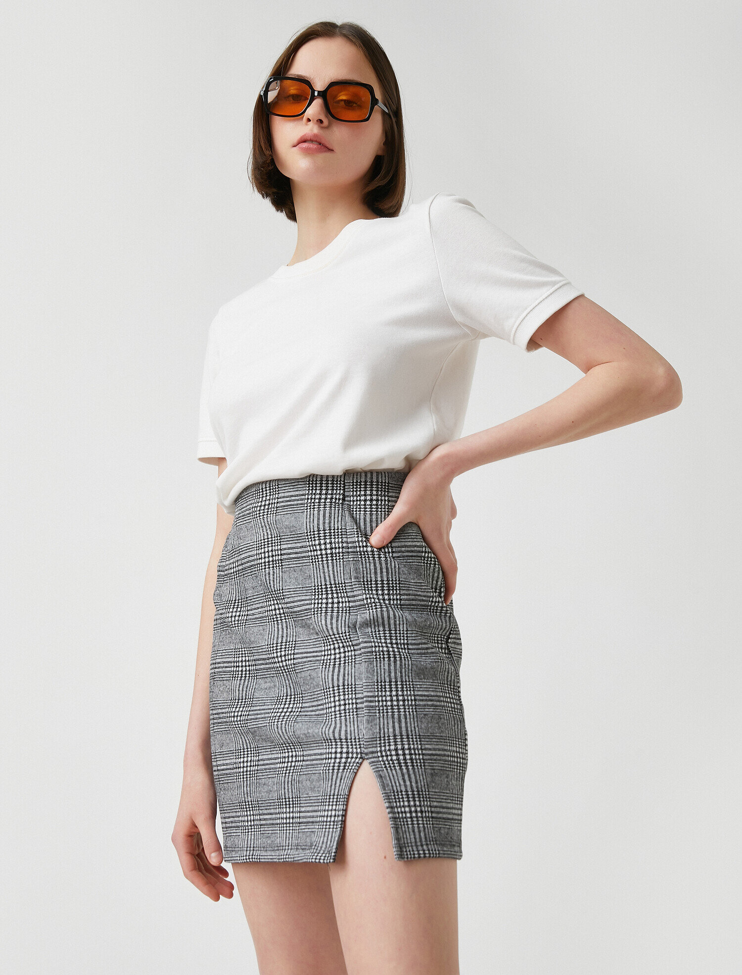   Yırtmaçlı Mini Etek