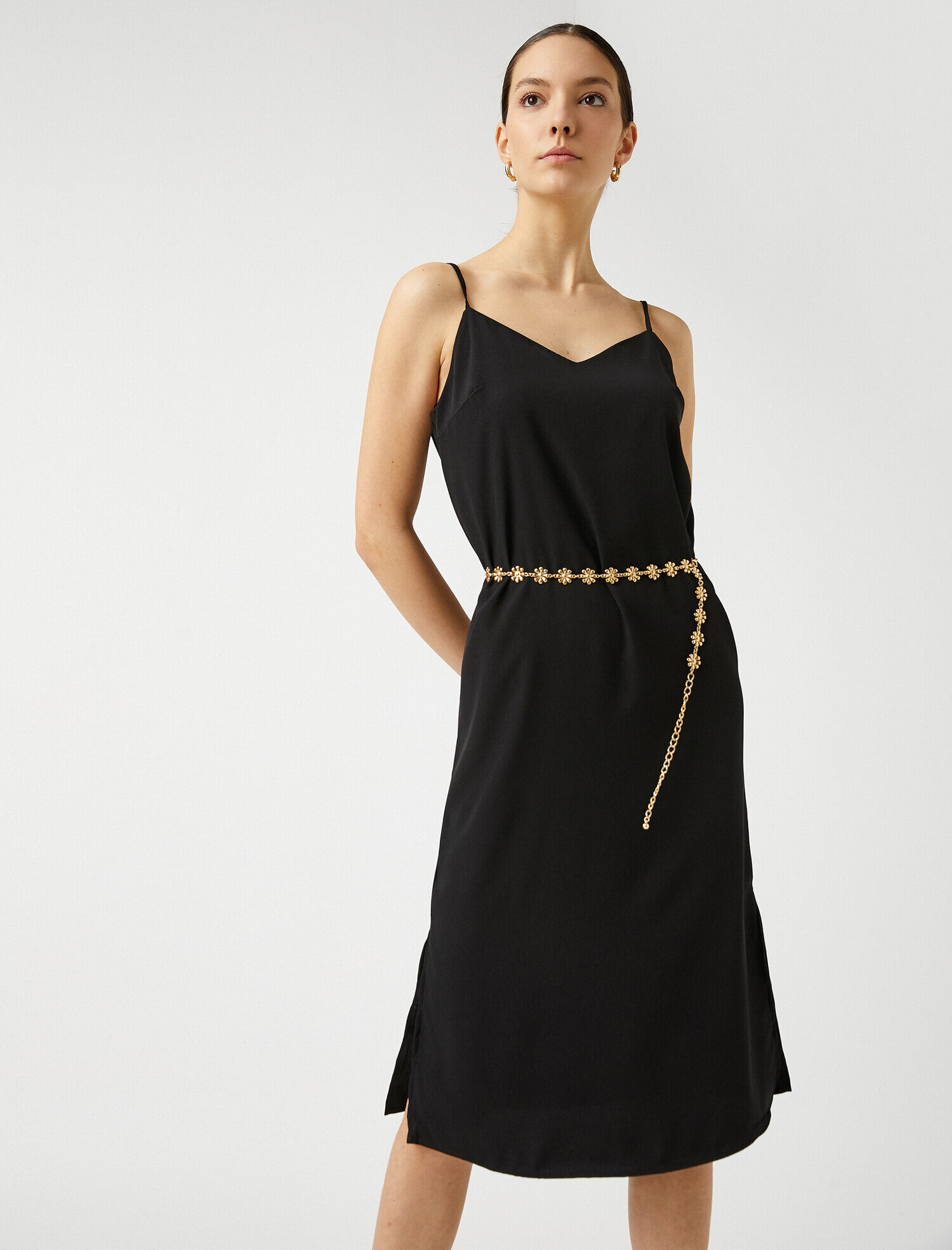   Yırtmaçlı Elbise Askılı Midi