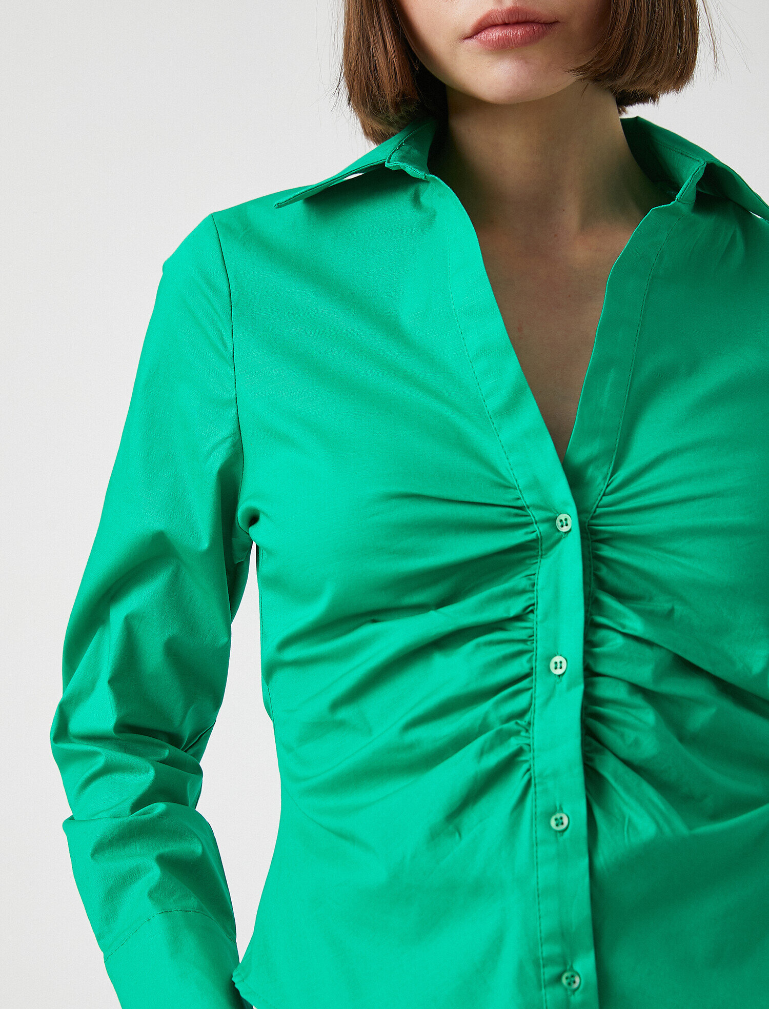   Uzun Kollu Büzgülü Pamuklu Gömlek