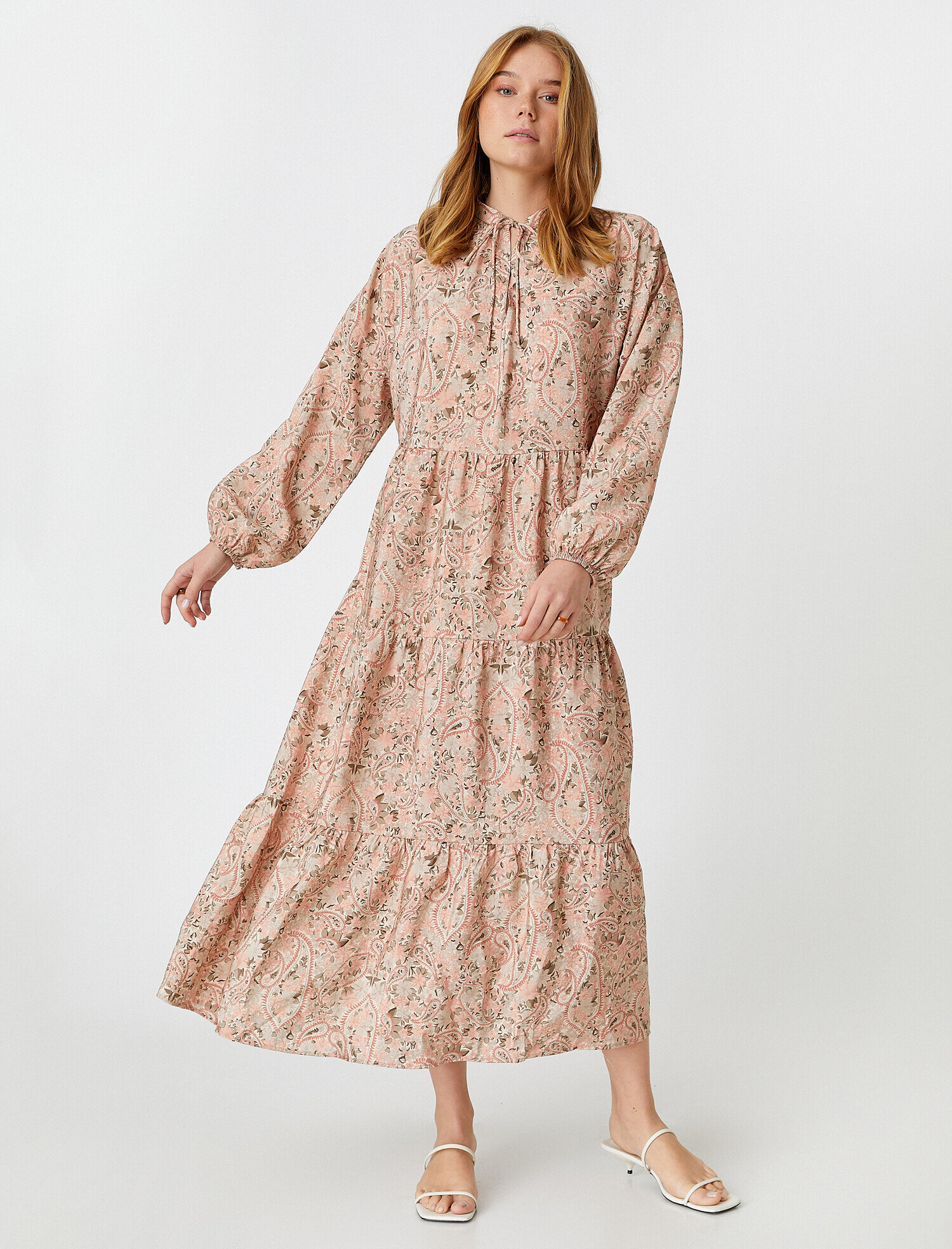   Çiçek Elbise Desenli Balon Kollu Fırfırlı Dik Yaka Uzun