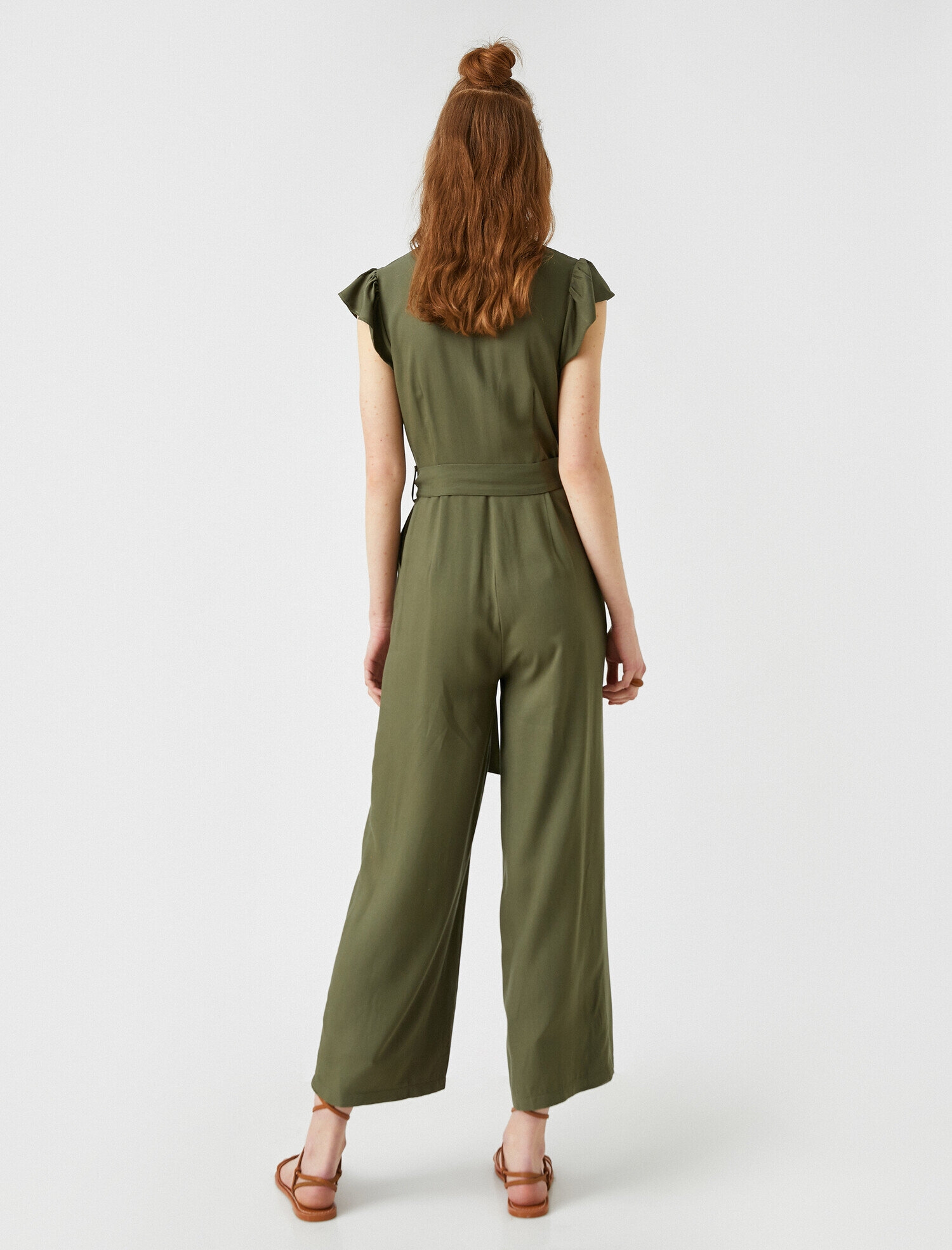   Kısa Kelebek Kol V Yaka Cep Detaylı Geniş Paça Tulum