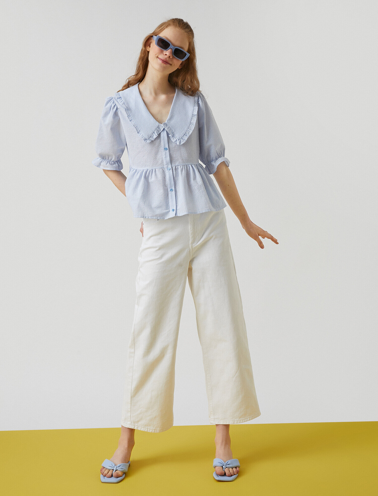   Bebe Yaka Kısa Kollu Bluz