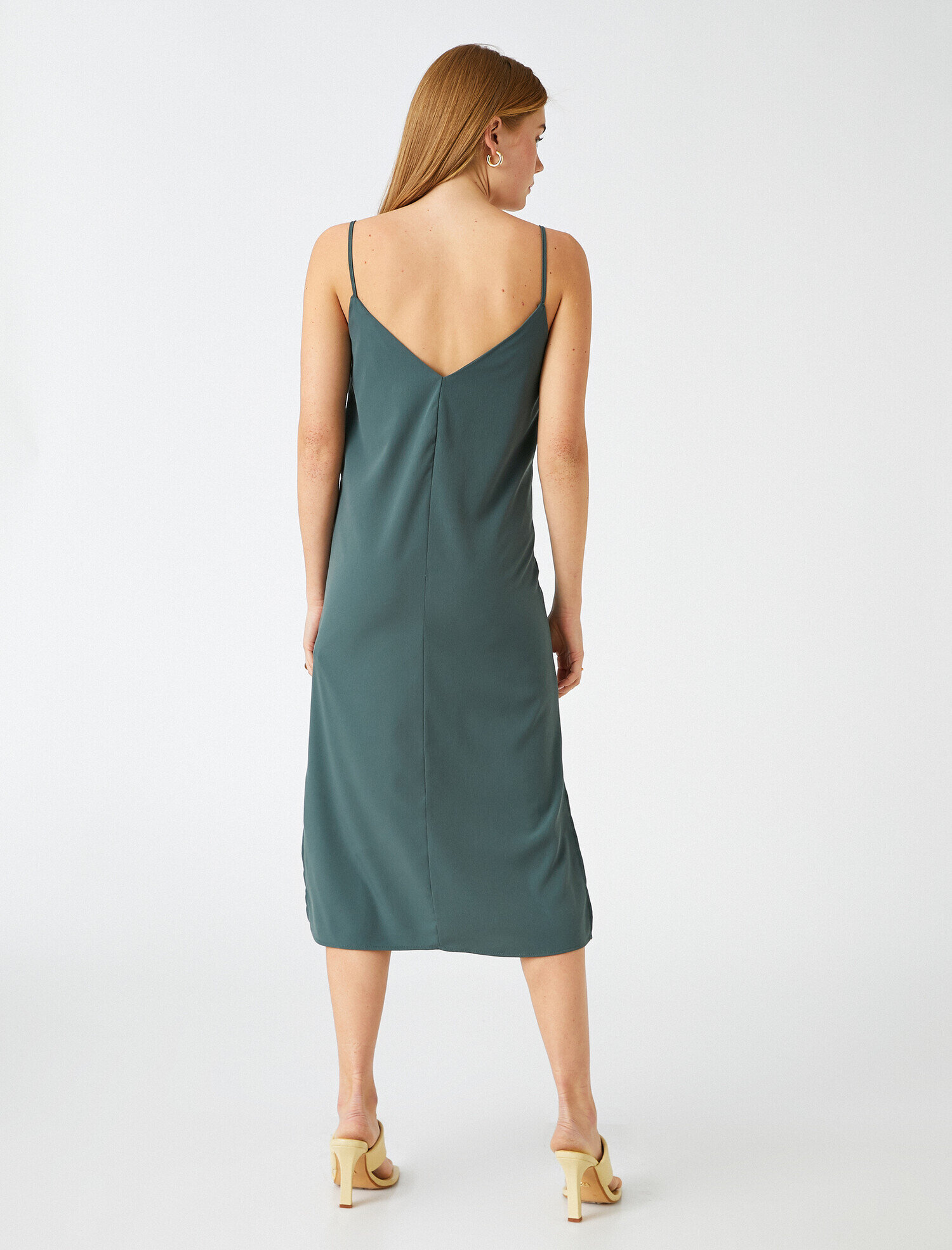   Yırtmaçlı Elbise Askılı Midi