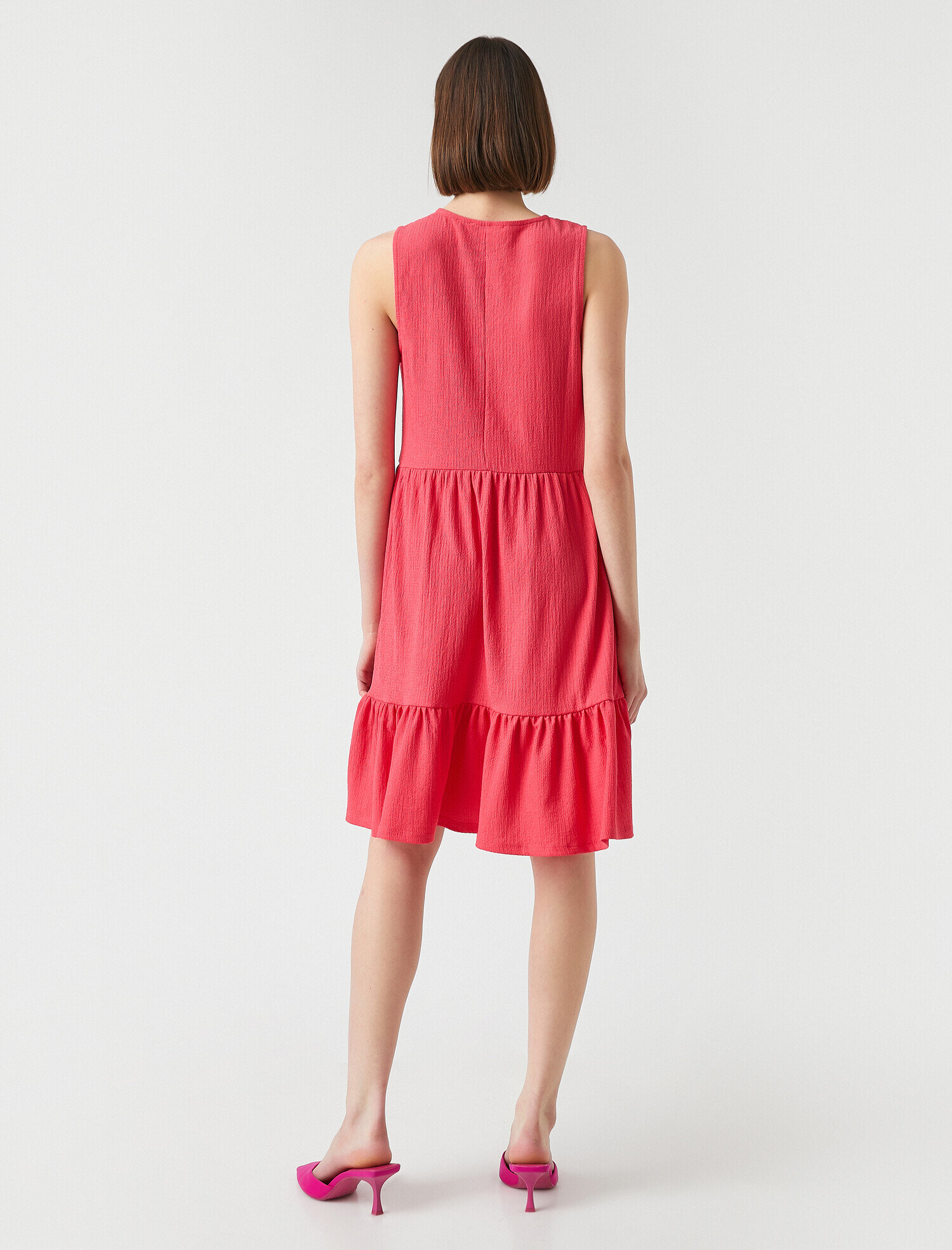   Halter Yaka Midi Pileli Günlük Elbise