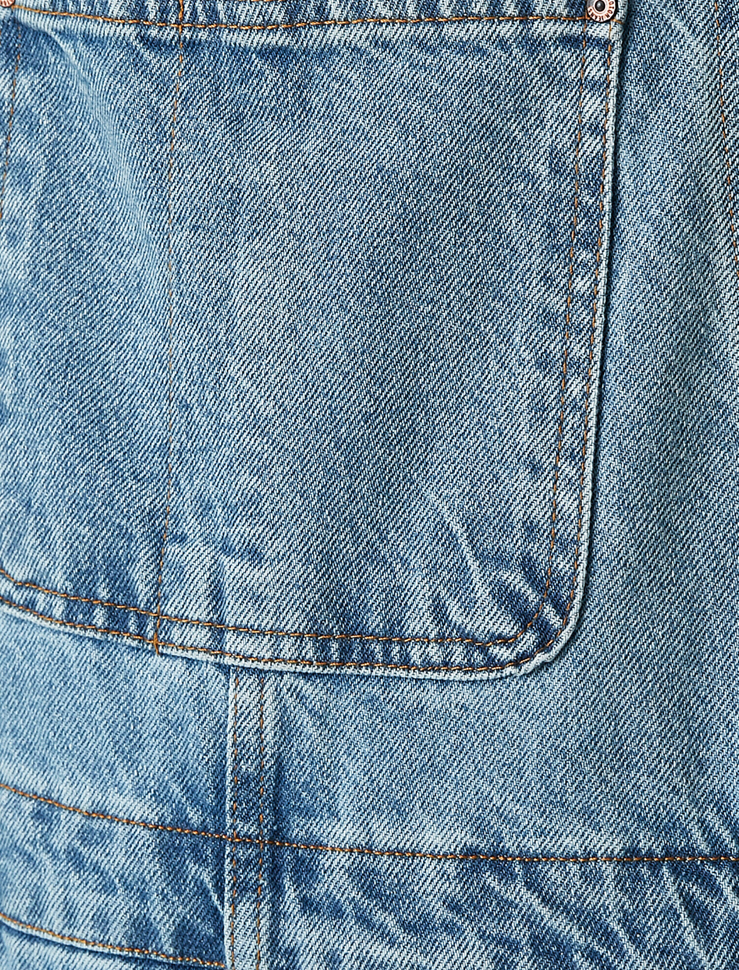   Cepli Düğmeli Tulum