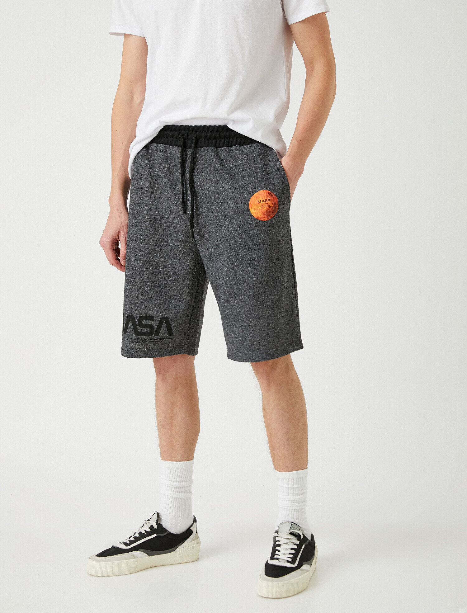   Nasa Şort Lisanslı Baskılı