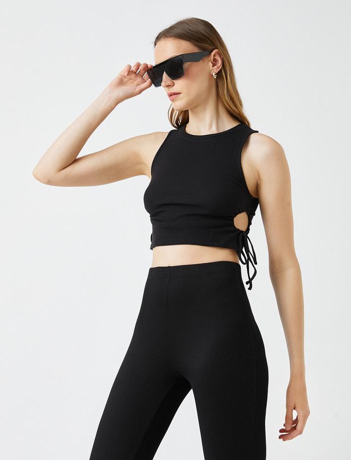  Crop Atlet Pencere Detaylı Bisiklet Yaka Pamuklu