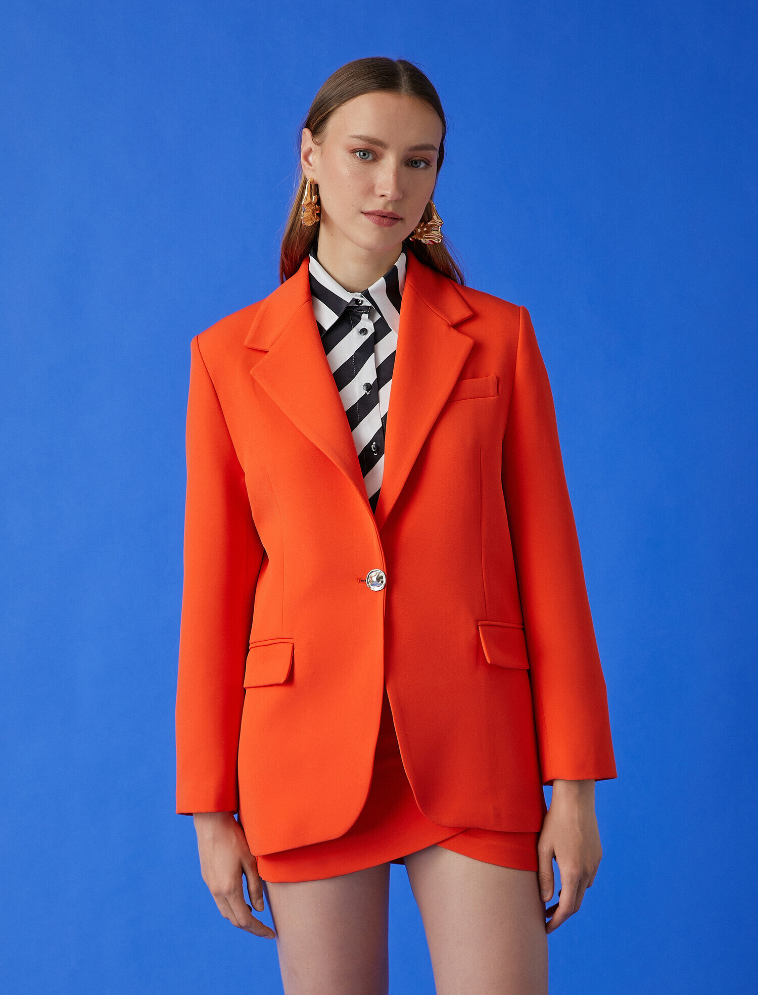   Metal Düğmeli Cep Detaylı Blazer Ceket