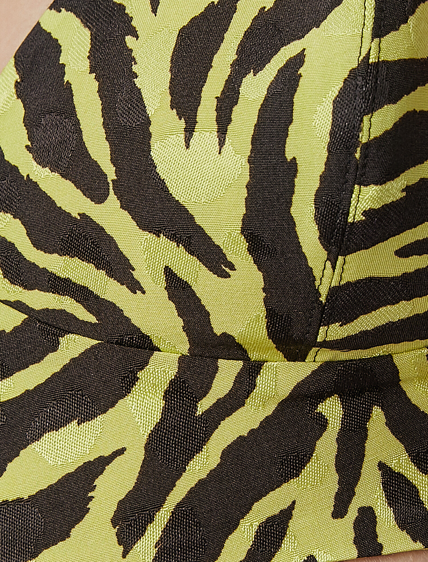 Koton Zebra Desenli Crop Atlet. 6