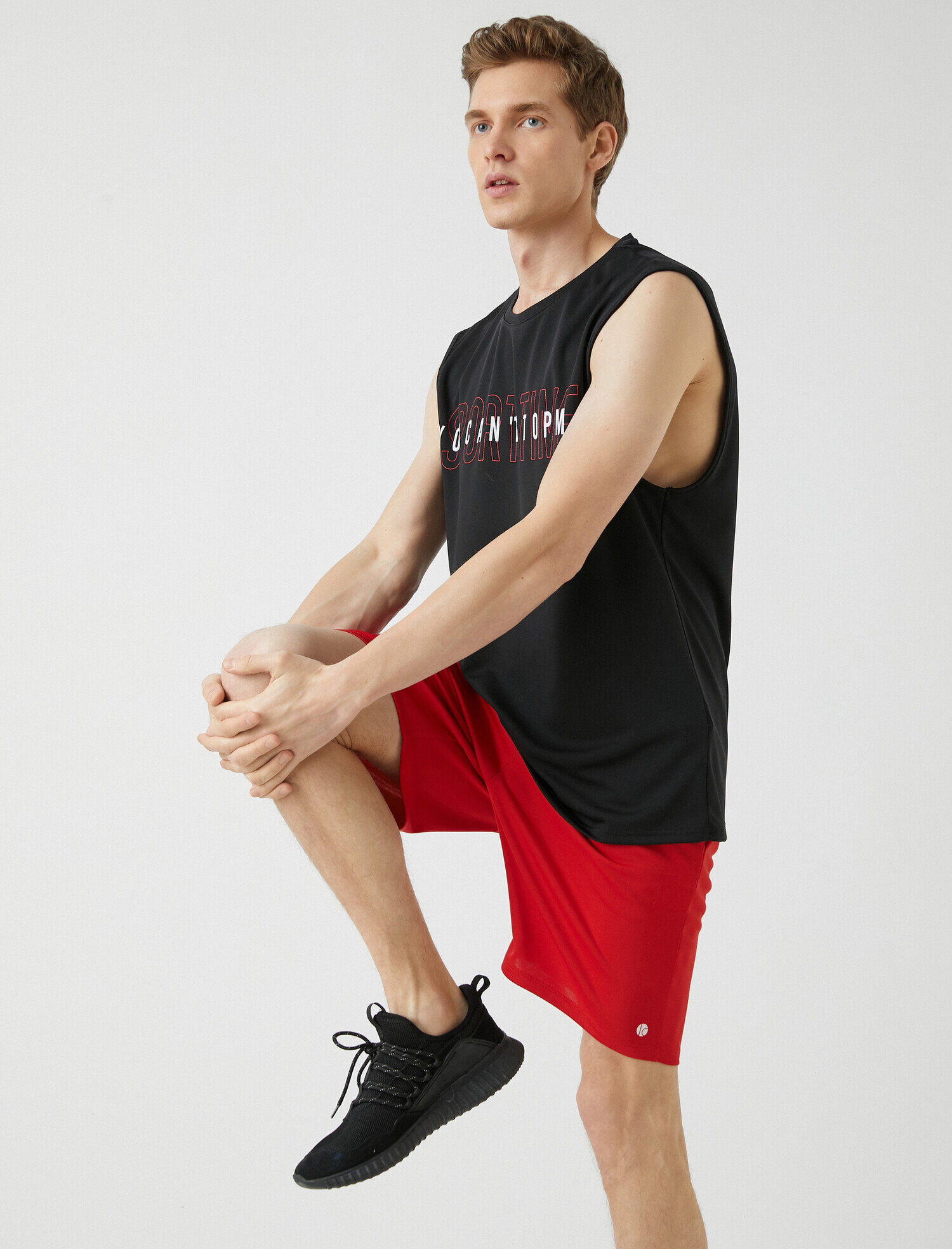   Slogan Baskılı Sporcu Atleti