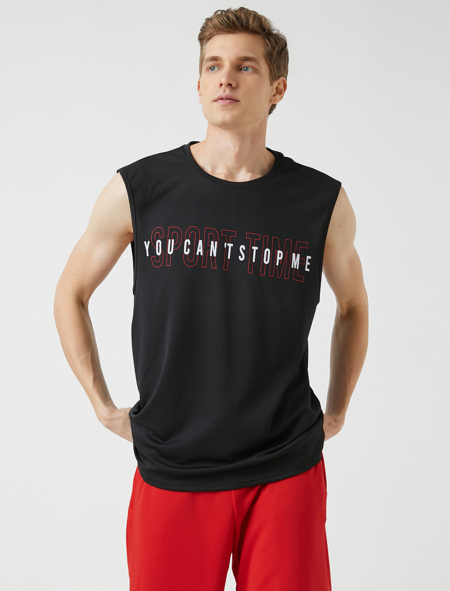   Slogan Baskılı Sporcu Atleti