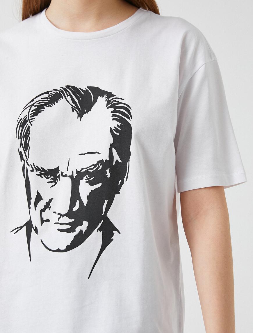   Atatürk Baskılı Tişört Pamuklu