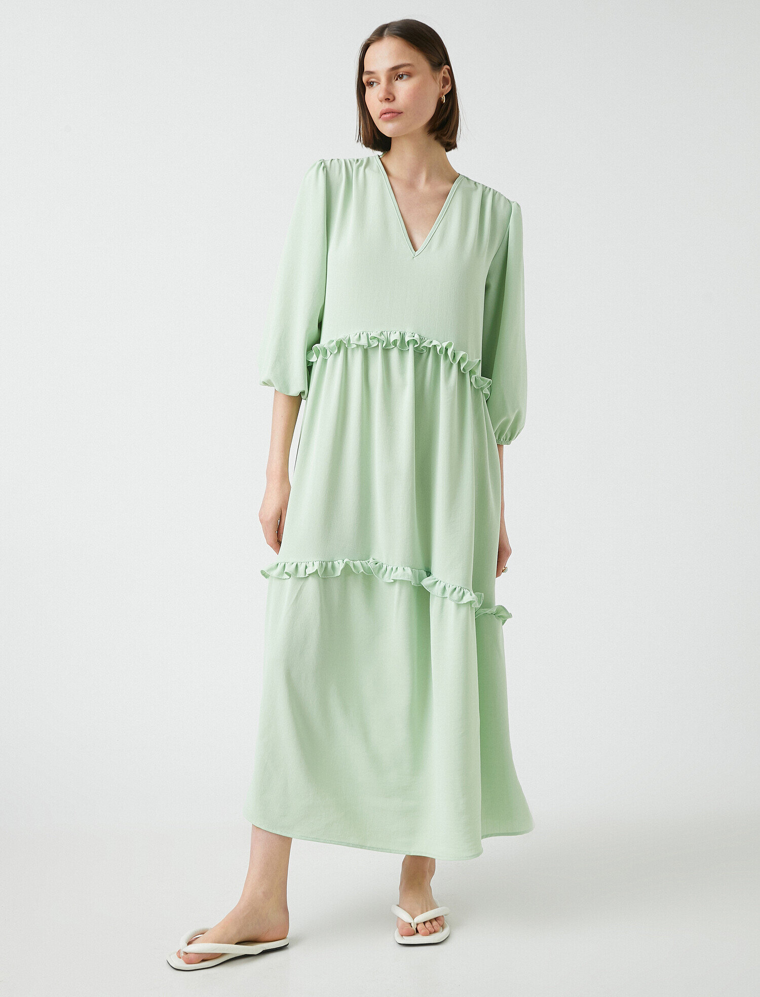   Fırfırlı Uzun Elbise V Yaka Dökümlü Rahat Kesim