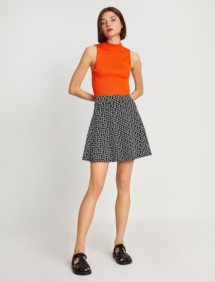  Fırfırlı Mini Etek