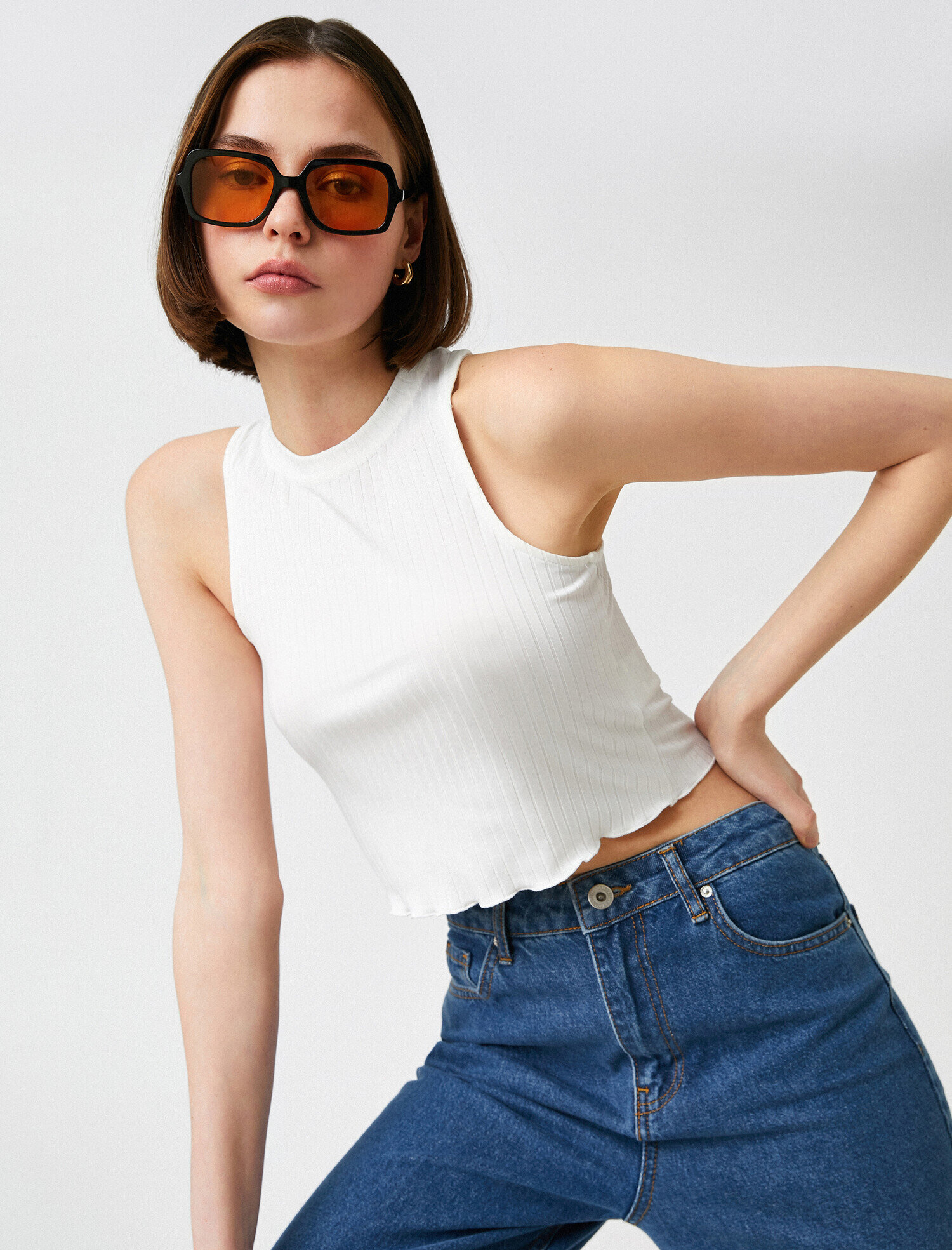   Crop Atlet Halter Yaka