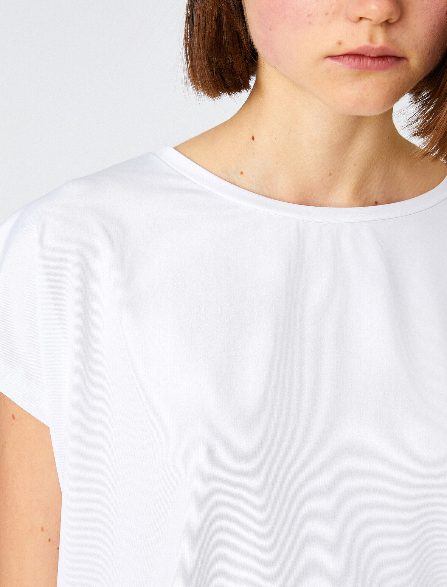   Basic Tişört Bisiklet Yaka Kısa Kollu