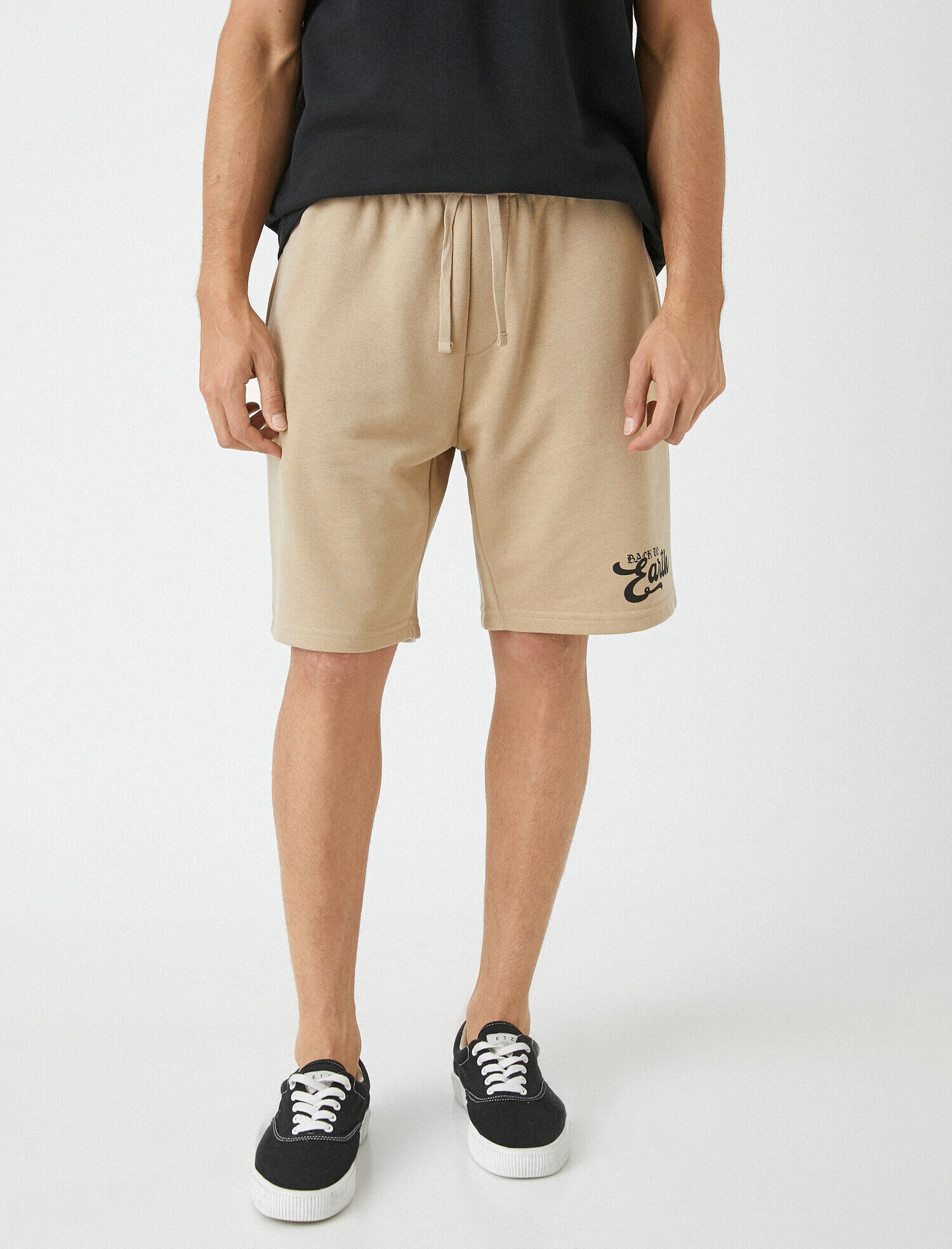 Slim Fit Baskılı Şort