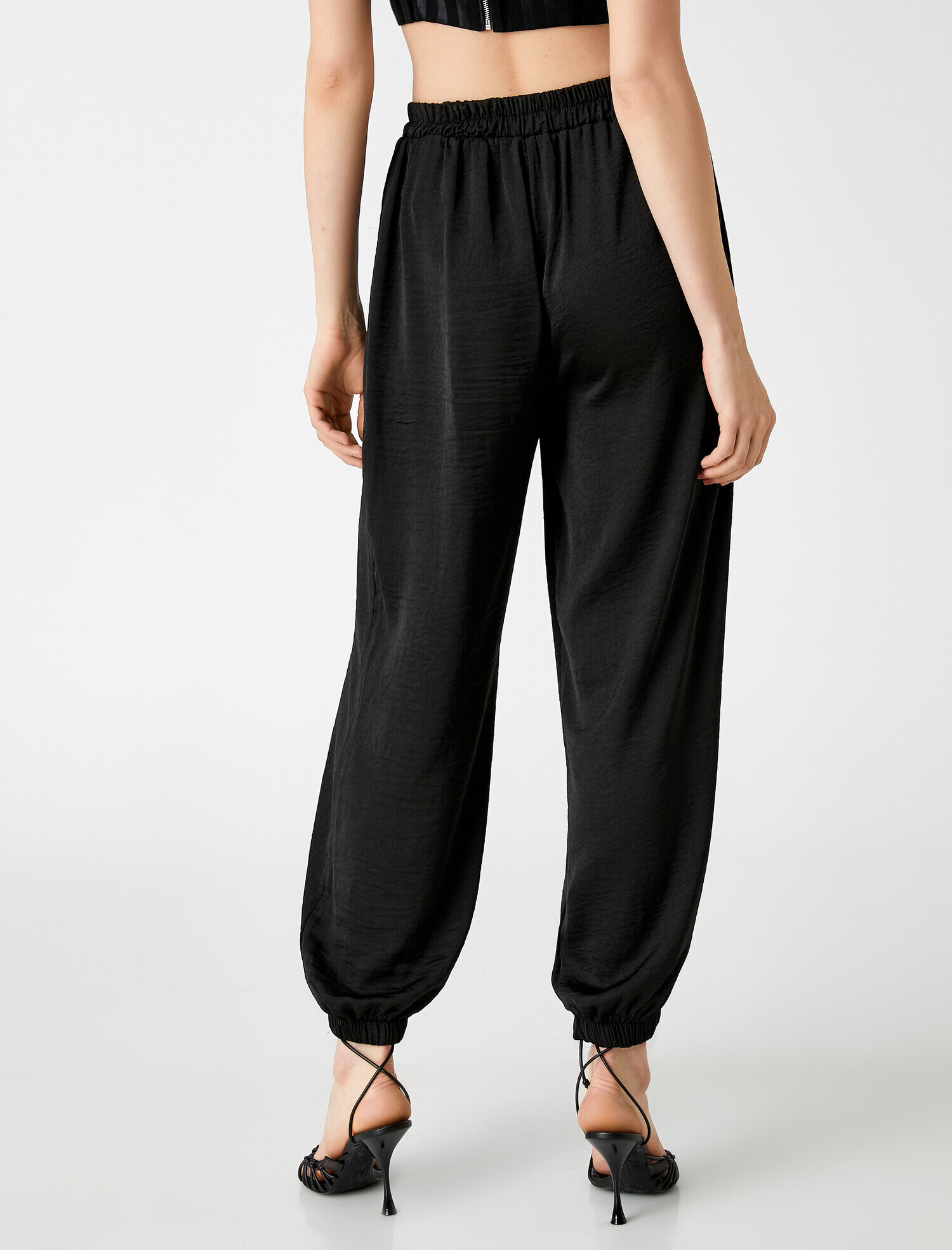   Jogger Pantolon Beli Bağlamalı Cepli Saten Görünümlü